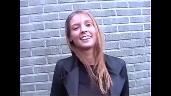 Show Vlaamse Stephanie wordt geneukt in een auto (Belgian Stephanie fucked in car fresh Videos