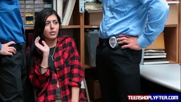 Mostra Teen thief audrey Royal scopa due guardie di sicurezzanuovi video