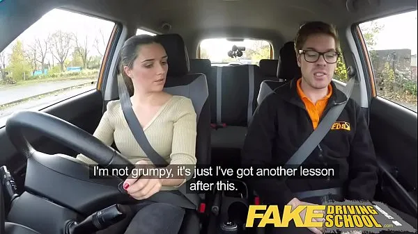 Mostrar Fake Driving School pequena inglesa sendo fodida depois da aula vídeos recentes