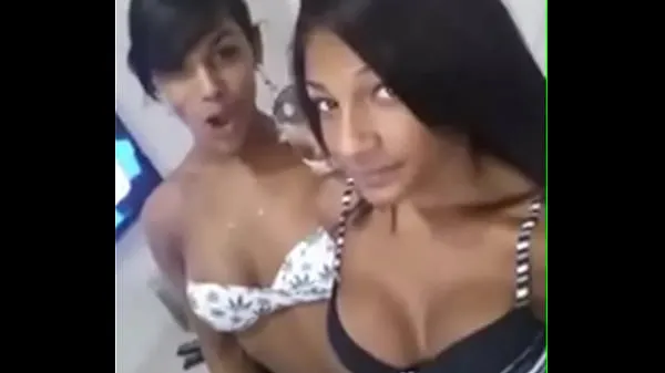 Mostrar com amigo] deusa brasileira travesti Talitinha Melk vídeos recentes