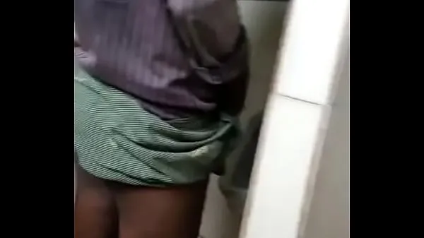 Afficher pisser et tenir coq du travail gay desi dans lungi nouvelles vidéos