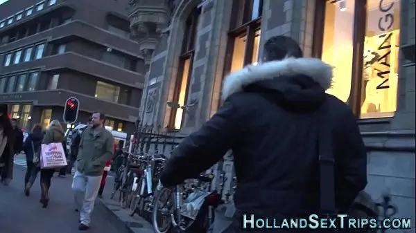 Mostra Dutch hooker in fishnetsnuovi video