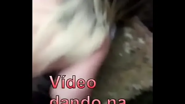 Mostra Carol Penelope Dando gostoso na praianuovi video