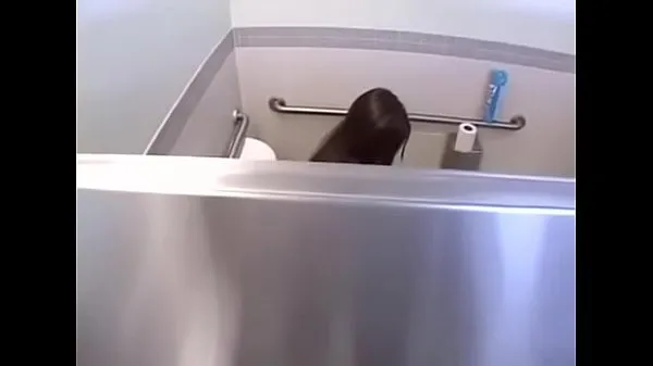 Mostrar follando en baño publico vídeos nuevos