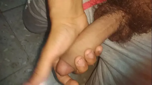 Zobrazit desi cumshot nových videí