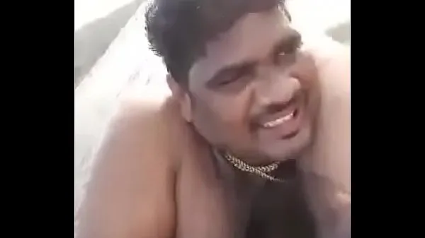 Mostrar Pareja de hombres Telugu lamiendo el coño. disfruta del audio en telugu vídeos nuevos