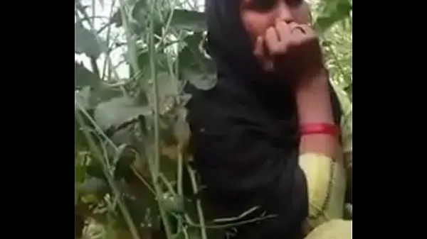 Indian girl xxx video sounds in hindi friss videó megjelenítése