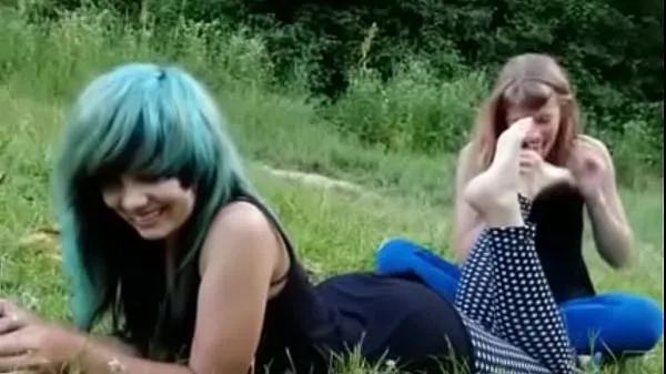 Zwei Emo Girlsneue Videos anzeigen