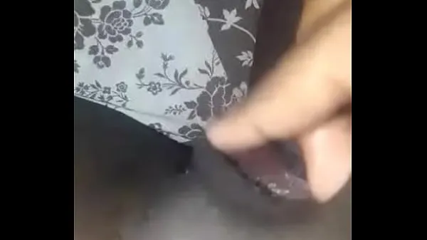 hot brunette masturbating ताज़ा वीडियो दिखाएँ