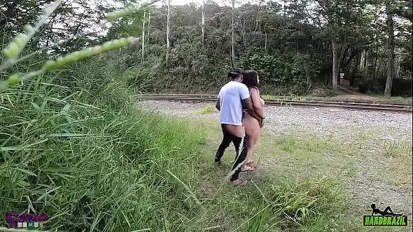 Show Couple fucking in the bush is caught without being noticed fresh Videos