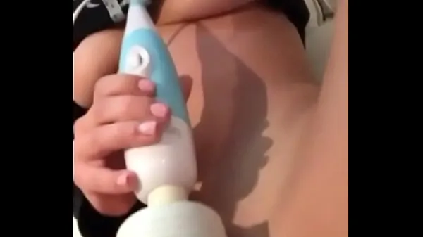 Mostra Ragazza calda si masturba la figanuovi video