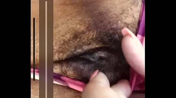 عرض Married Neighbor shows real teen her pussy and tits مقاطع فيديو حديثة