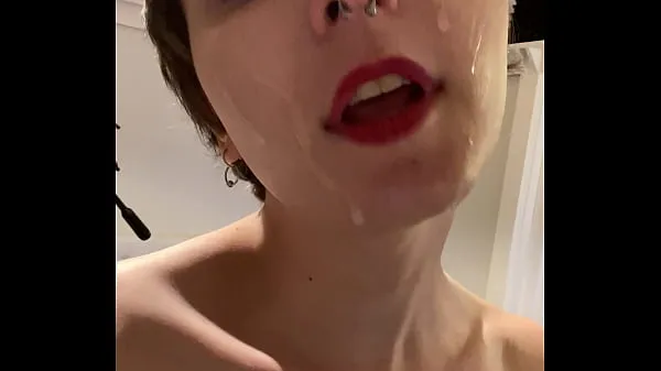 Mostrar Trans bimbo ama el semen facial vídeos nuevos