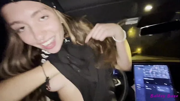 Show Fucking Hot Date While Tesla Car Self Drives Streets At Night fresh Videos
