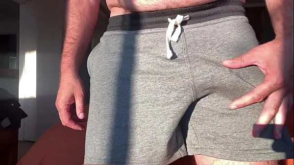 Vis Dirty catches you staring at his bulge VERBAL nye videoer