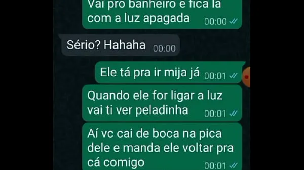 Meu corno mandou eu ir pro banheiro chupar o amigo dele, safado gozou super rapido Yeni Videoyu göster