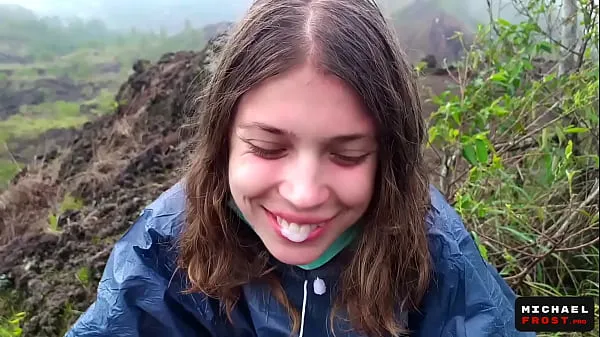 Show The Riskiest Public Blowjob In The World On Top Of An Active Bali Volcano - POV fresh Videos