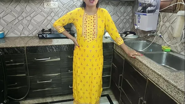 Εμφάνιση Desi bhabhi was washing dishes in kitchen then her brother in law came and said bhabhi aapka chut chahiye kya dogi hindi audio φρέσκων βίντεο