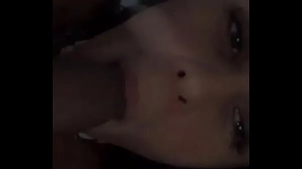 Mostrar Blowjob from young trans vídeos recentes