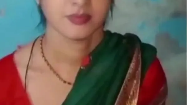 Afficher Reshma Bhabhi's boyfriend, who studied with her, fucks her at home nouvelles vidéos