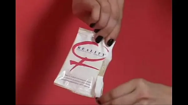 Hiển thị Using Female Condoms Video mới