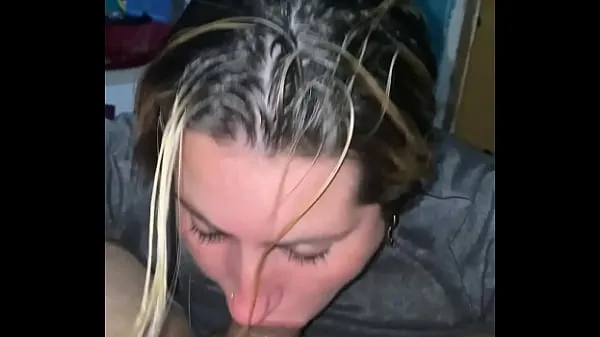 Hiển thị White blonde swallows it all and fills it with slime and I fuck all of this whore Video mới